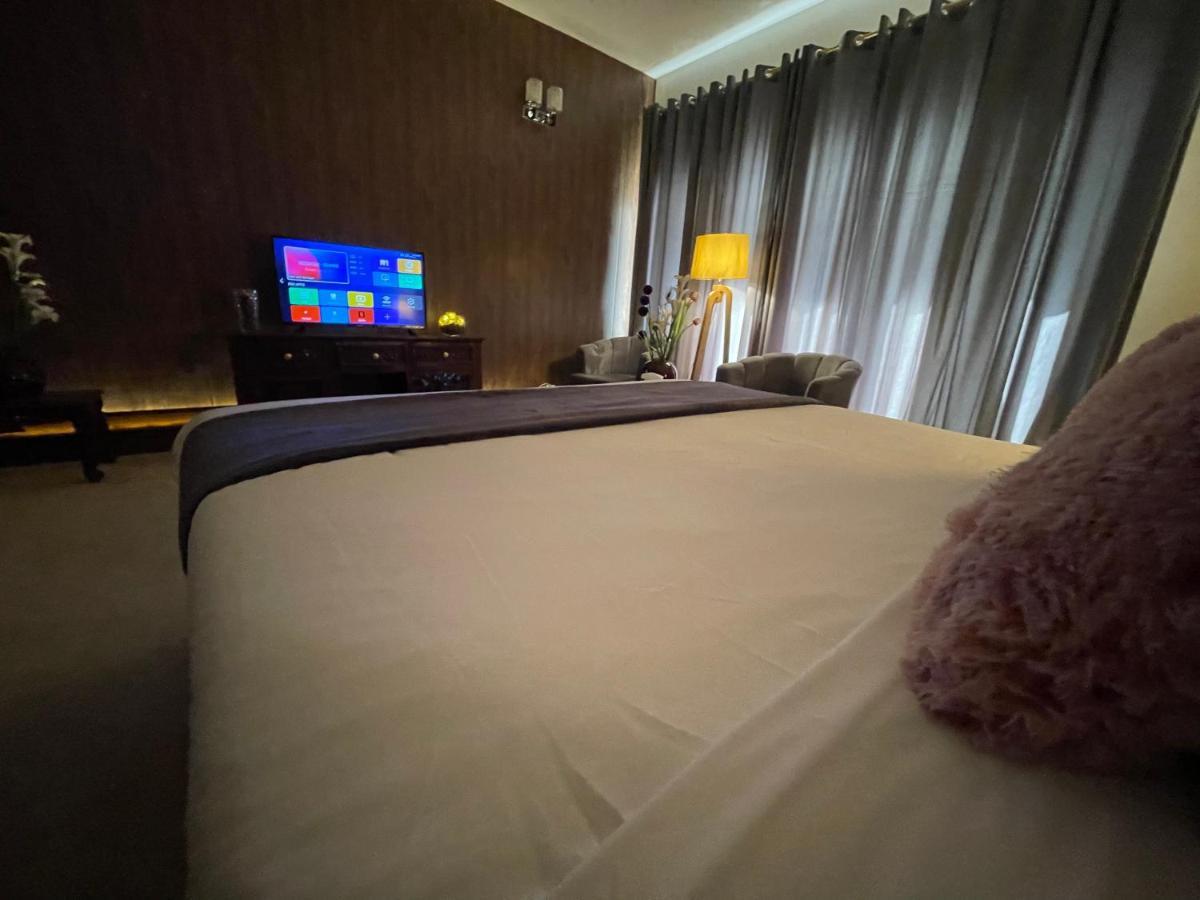 Laca Sa Lodge Opp Canturus Mall Iszlámábád Kültér fotó