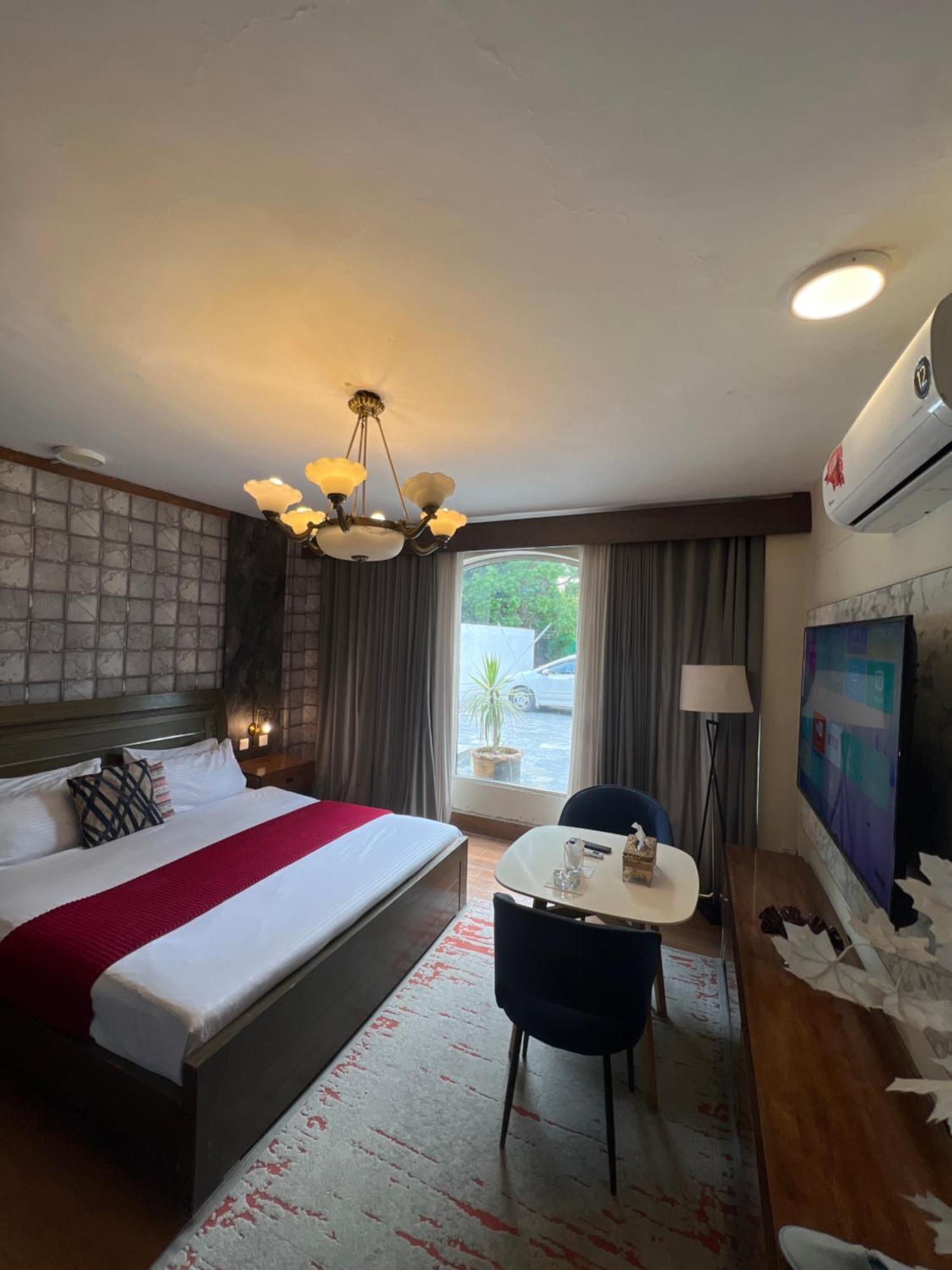 Laca Sa Lodge Opp Canturus Mall Iszlámábád Kültér fotó